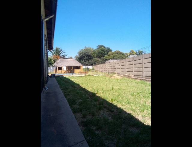 4 BEDROOM PROPERTY TO RENT IN BONANNE